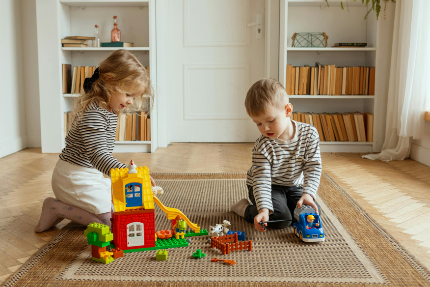 children working together in lego therapy
